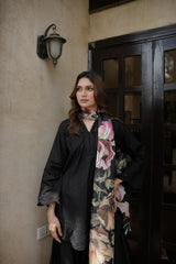 pre-booked Black Schiffly