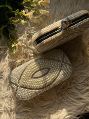 Pearl elegance clutch