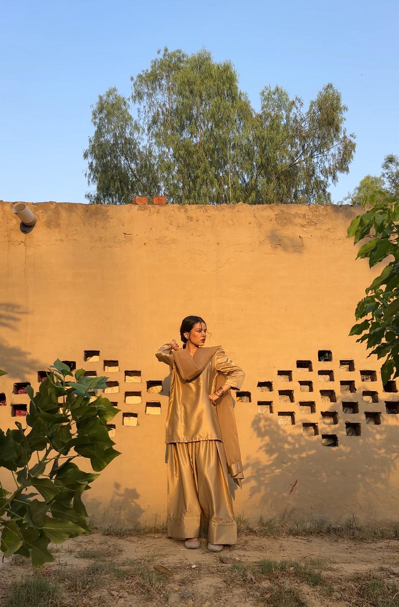 GOLD FARSHI SET