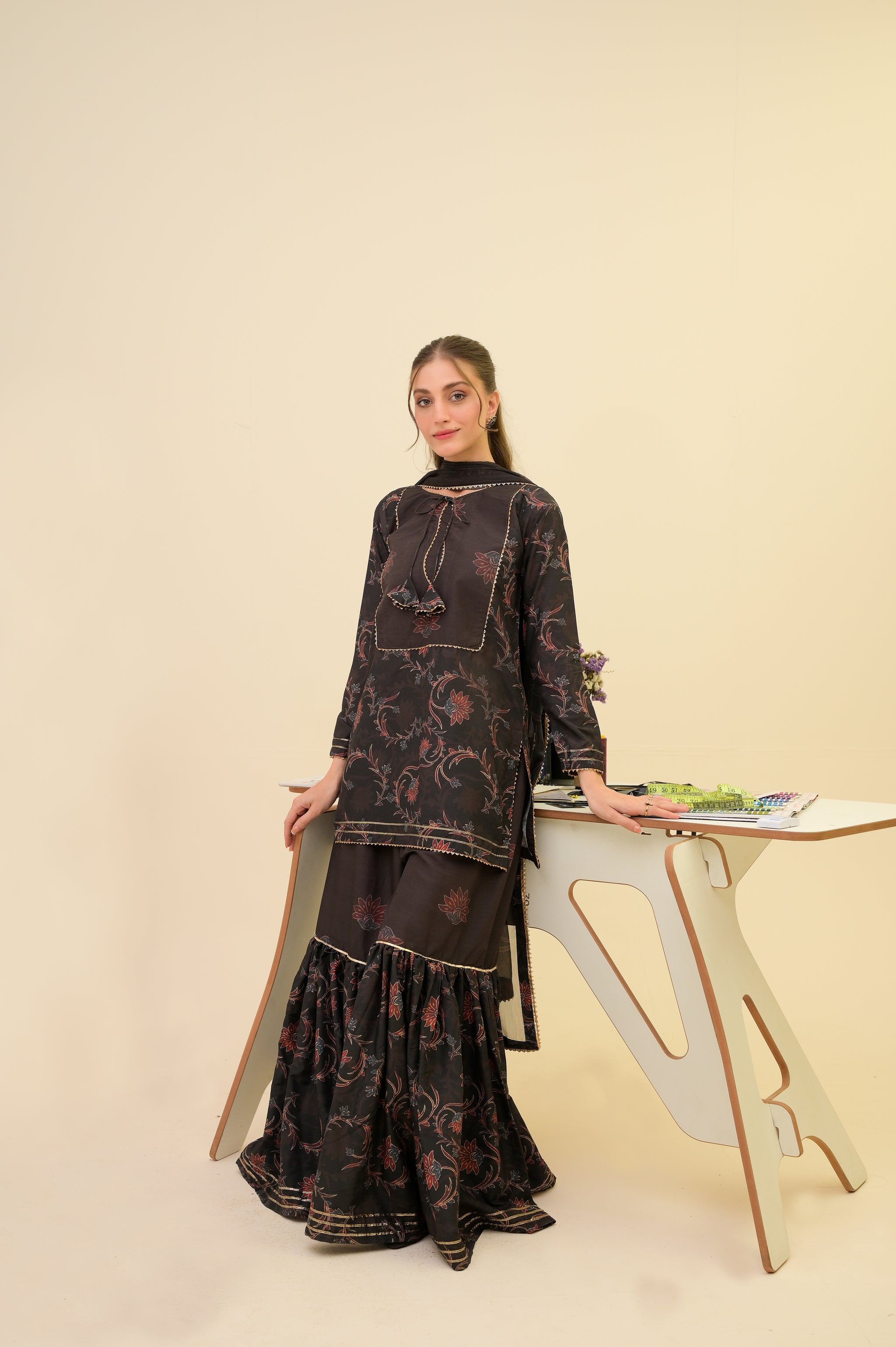 Siyah Gharara