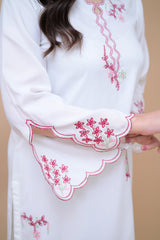 Tulip Embroidery Set